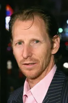 Lew Temple como: Bill