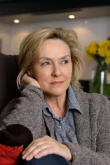 Amanda Burton como: Helen West