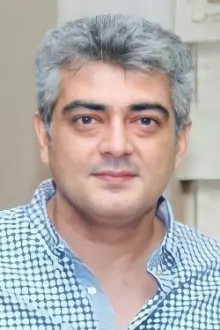 Ajith Kumar como: Vinayagam