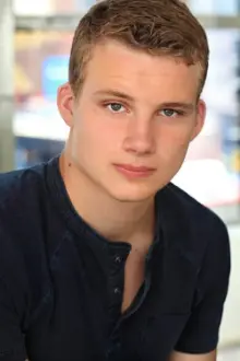 Chris Gray como: Tyler Pratt