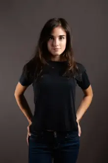 Katia Miran como: Aurélie