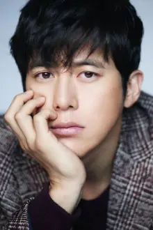 Go Soo como: Min-woo