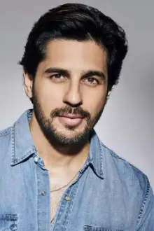 Sidharth Malhotra como: Monty Fernandez