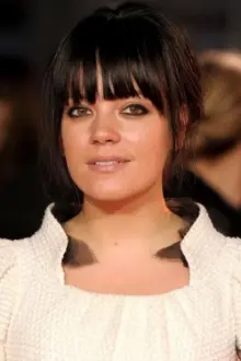 Lily Allen como: Ela mesma