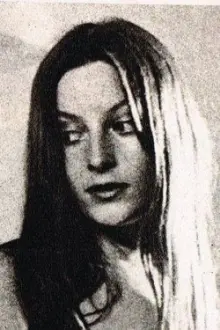 Karin Götz como: Irma