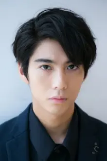 Kento Kaku como: Hiroshi Tanaka