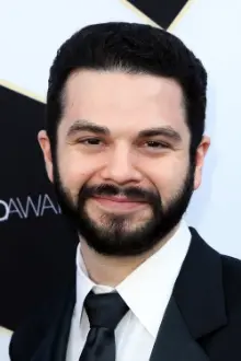 Samm Levine como: Jeb