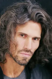 Bret Roberts como: Brian