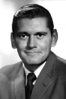 Dick York como: Sergeant Otto Ludwig