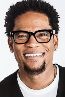 D.L. Hughley como: 