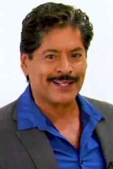 Miguel Ángel Rodríguez como: Román Hurtado