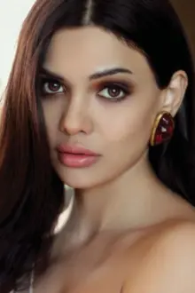 Sara Loren como: Payal