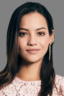 Natalia Reyes como: Valentine Hernandez