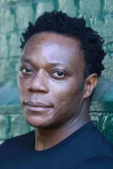 Chukwudi Iwuji como: Jamie Nwosu