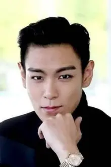 최승현 como: T.O.P