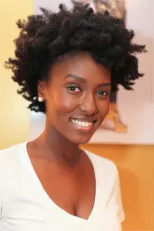 Jade Eshete como: Rosa