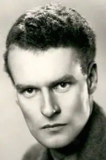 Anthony Asquith como: Bespectacled Man in Cinema (uncredited)