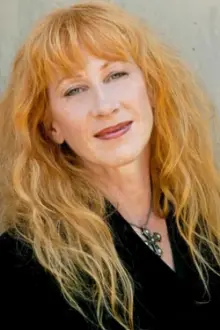 Loreena McKennitt como: vocals, harp, accordion, piano