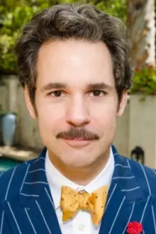 Paul F. Tompkins como: Ele mesmo