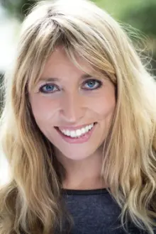 Daisy Haggard como: Mum (voice)