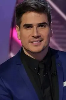 Daniel Arenas como: Robert Cooper / Juan Pablo Córcega Gómez