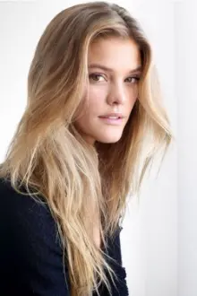 Nina Agdal como: 