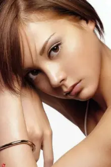 Anna Tsuchiya como: Rinrin (voice)