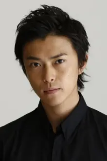 Ryo Katsuji como: Kyohei