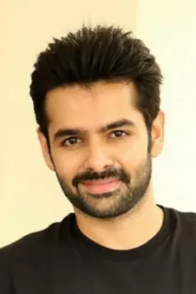 Ram Pothineni como: Bhaskar Raju / Unknown Assassin