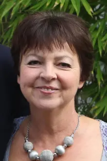 Tessa Peake-Jones como: Judith