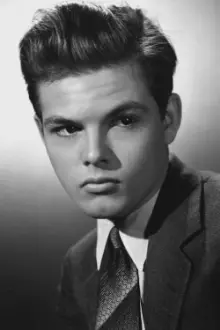 Dickie Moore como: Dickie Chester