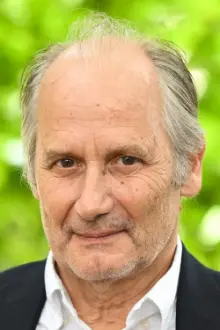 Hippolyte Girardot como: Valéry Giscard d'Estaing