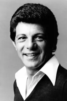 Frankie Avalon como: Ens. Rodney J. Foglemeyer