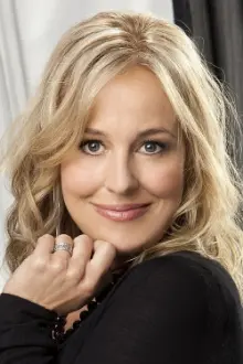 Genie Francis como: Peyton MacGruder