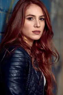 Ludovica Martino como: Isabella Gordon