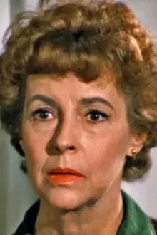 Shirley O'Hara como: Mrs. Norlon