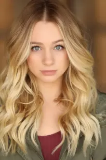 Mollee Gray como: Courtney