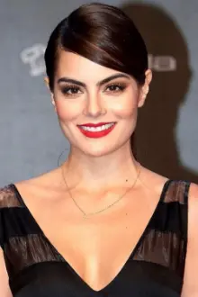 Ximena Navarrete como: Marina Reverte / Magdalena Reverte