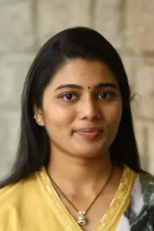 Saranya Pradeep como: Dasi