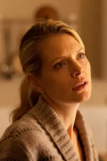 Andrea Lowe como: Kate