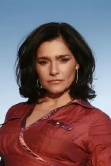 Gabriela Roel como: Milagros Santos de Salvatierra