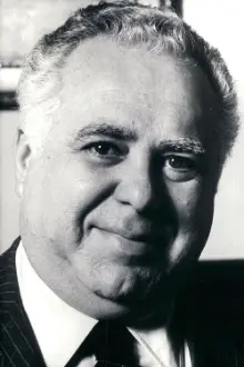 Harry Saltzman como: 