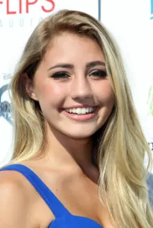 Lia Marie Johnson como: (archive footage)