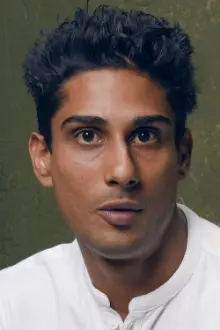 Prateik Babbar como: Rohit Bajaj