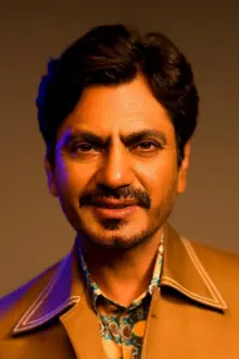 Nawazuddin Siddiqui como: IPS Jaideep Ambalal Majmudar