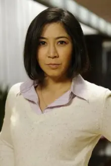 Zoe Doyle como: Kym Minamoto