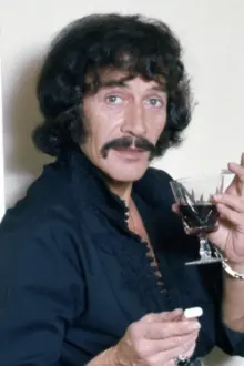 Peter Wyngarde como: Peter 'the Painter'