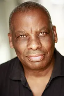 Don Warrington como: 