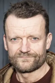 Frank Hvam como: Torben (voice)