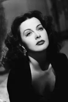 Hedy Lamarr como: Irene Von Mohr